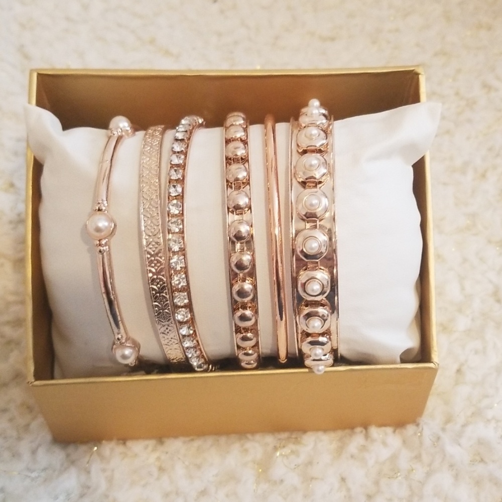 6-peice bracelet set